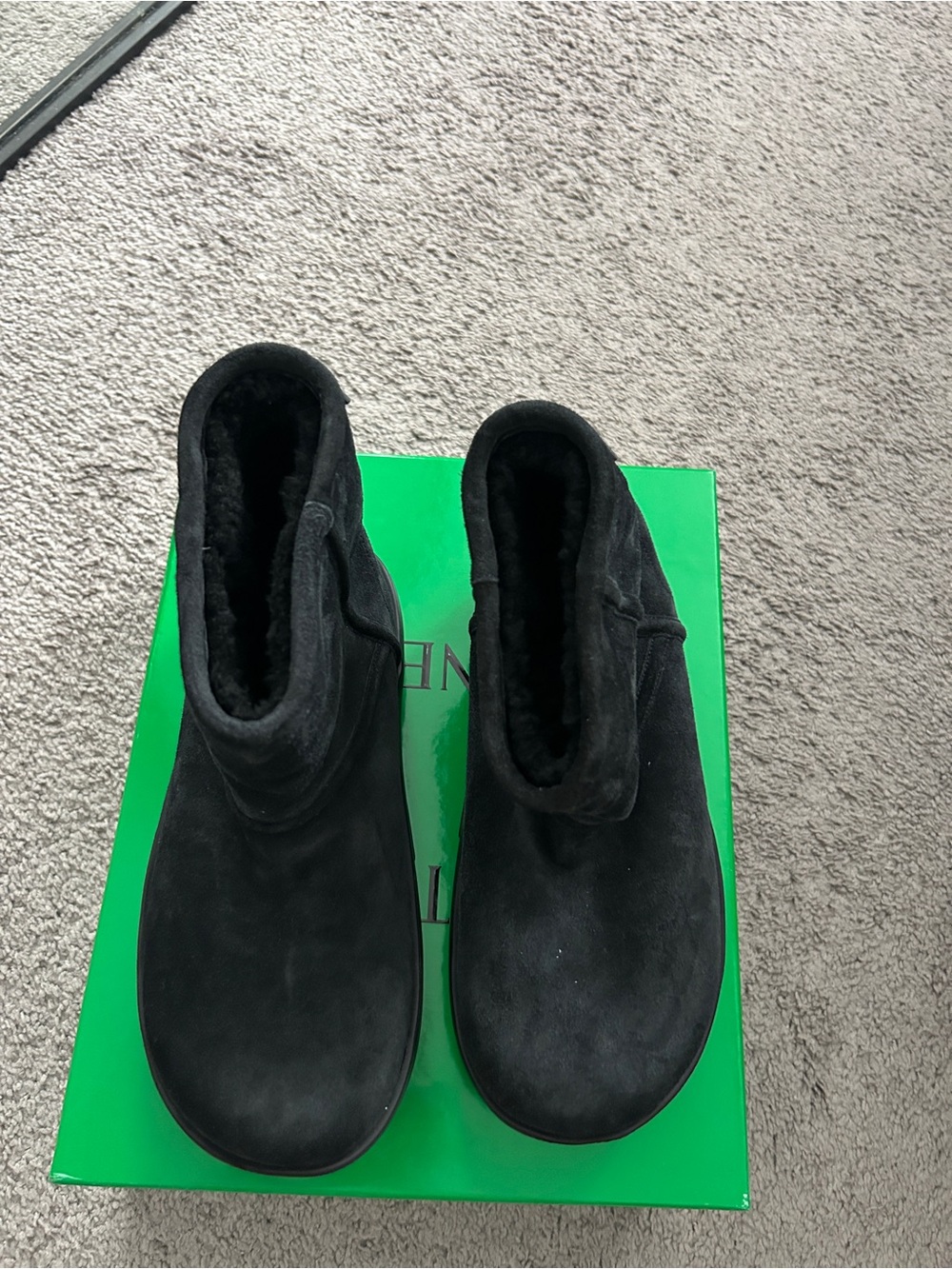 Bottega Veneta Black Suede Logo Ankle Boot on Green Box - Picture 3 of 12
